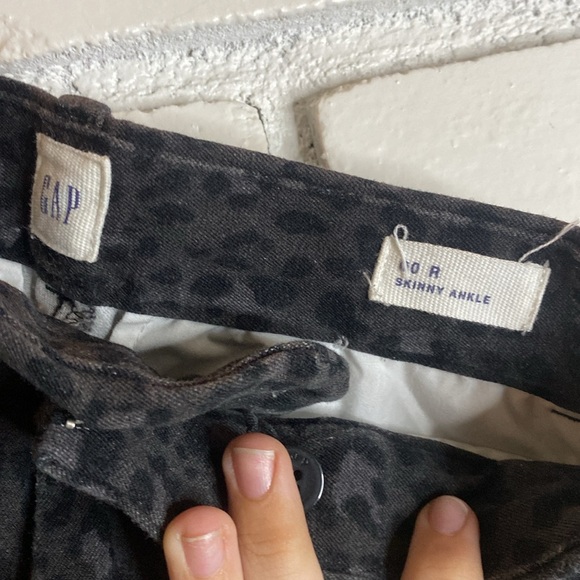 GAP womens skinny ankle work pants jeans cheetah print - Picture 4 of 6